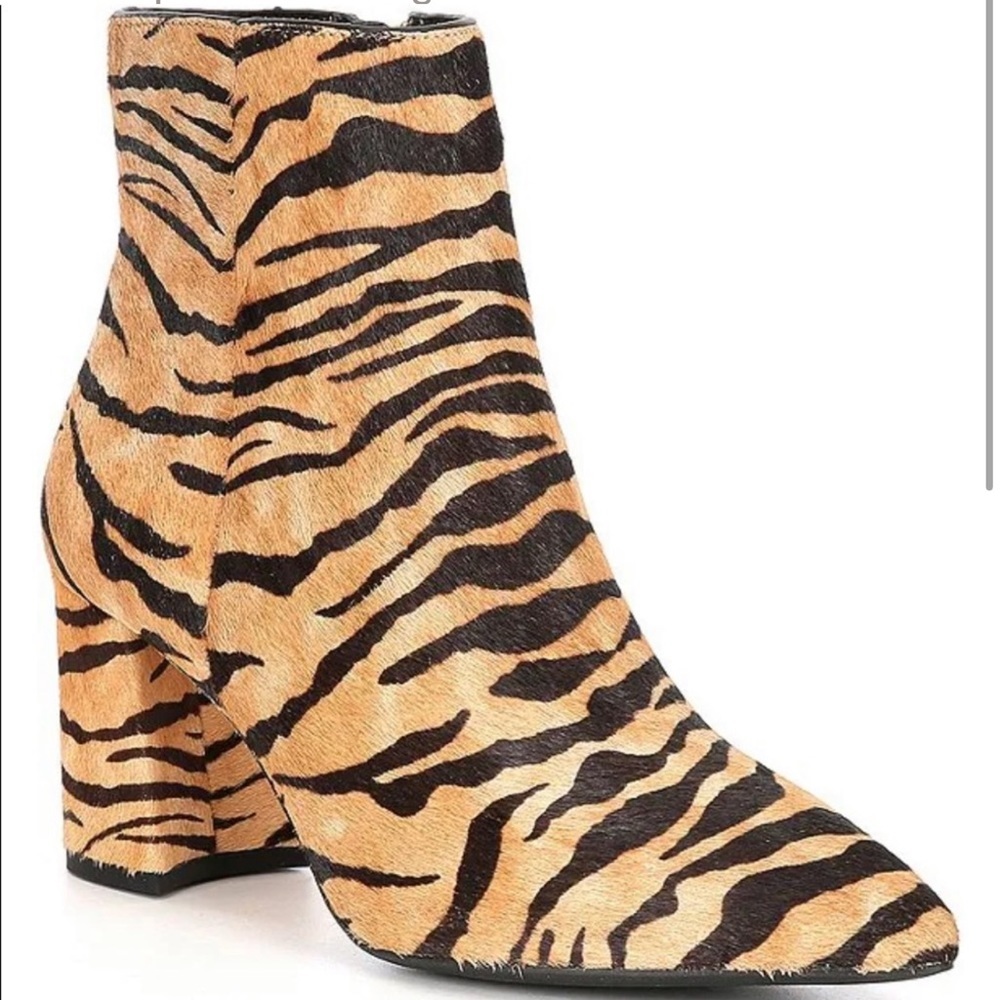 ✅Antonio Melani Lindzay Tigress Tiger Print Calfhair Booties sz 6.5
